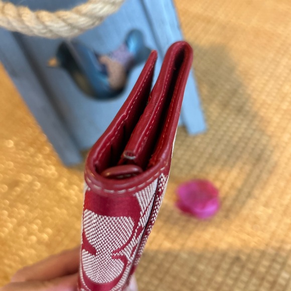 Y2K vintage Authentic Bi-Fold Coach Red Wallet - Picture 3 of 11